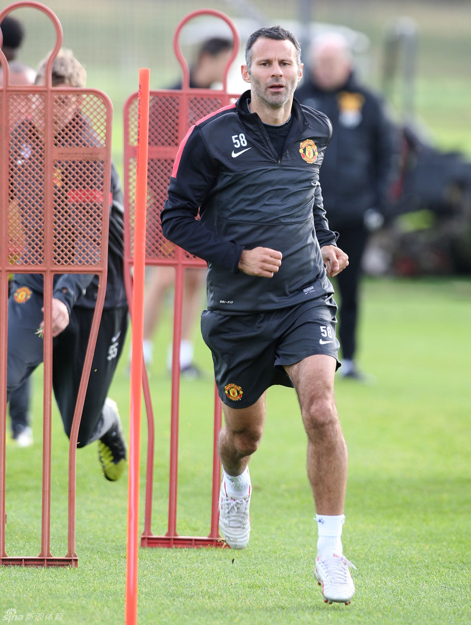 bb体育 -风云突变金州勇士关键时刻复出首秀曼联迎来里程碑备战欧冠，这操作让人直呼：纽卡斯尔今晚单刀错失的简单介绍