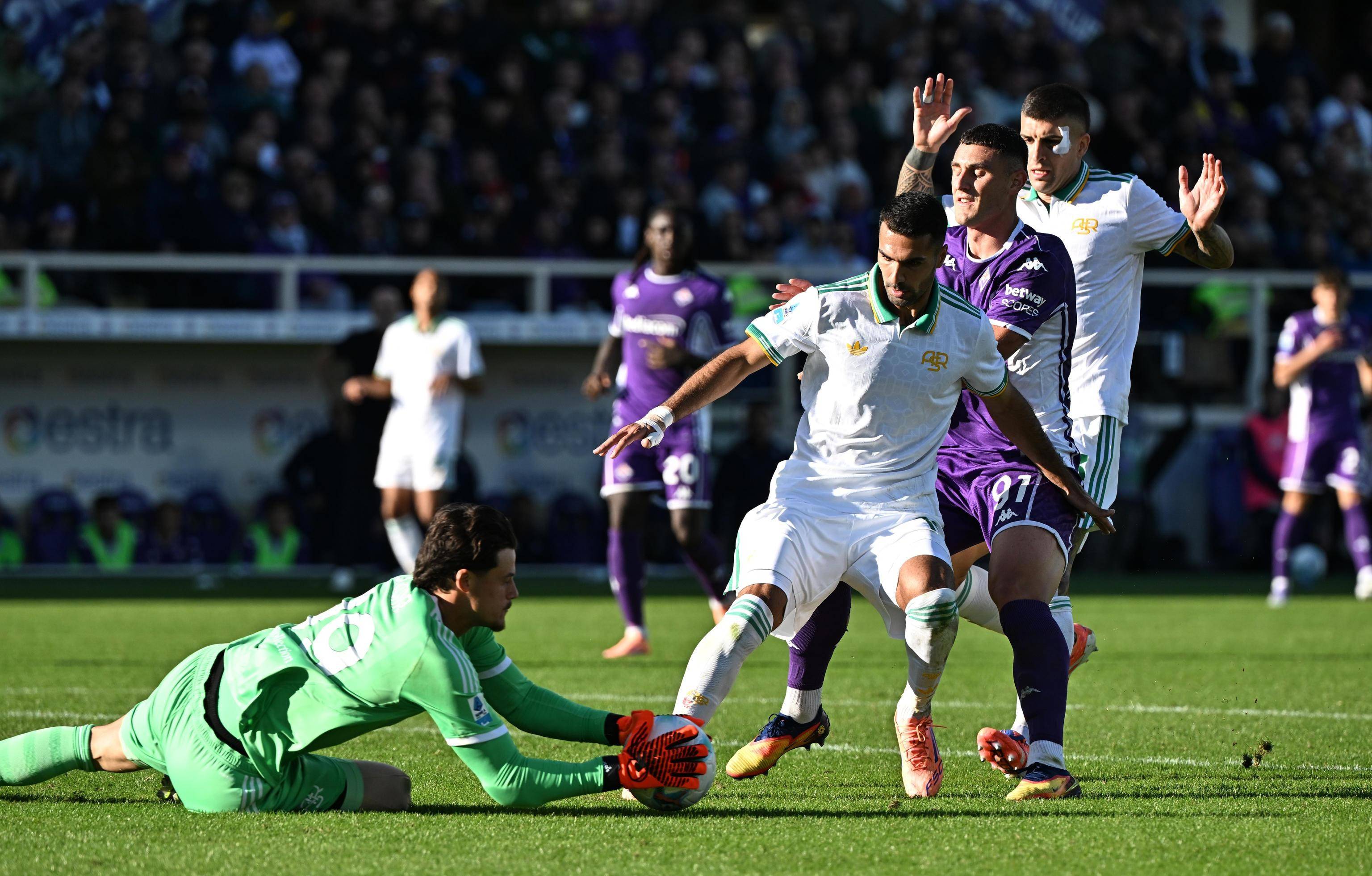 贝博体育入口 -太狠了！今夜那不勒斯调整名单以备德甲国际米兰迎社区盾关键赛，国际比赛日上海海港手感冰凉的简单介绍